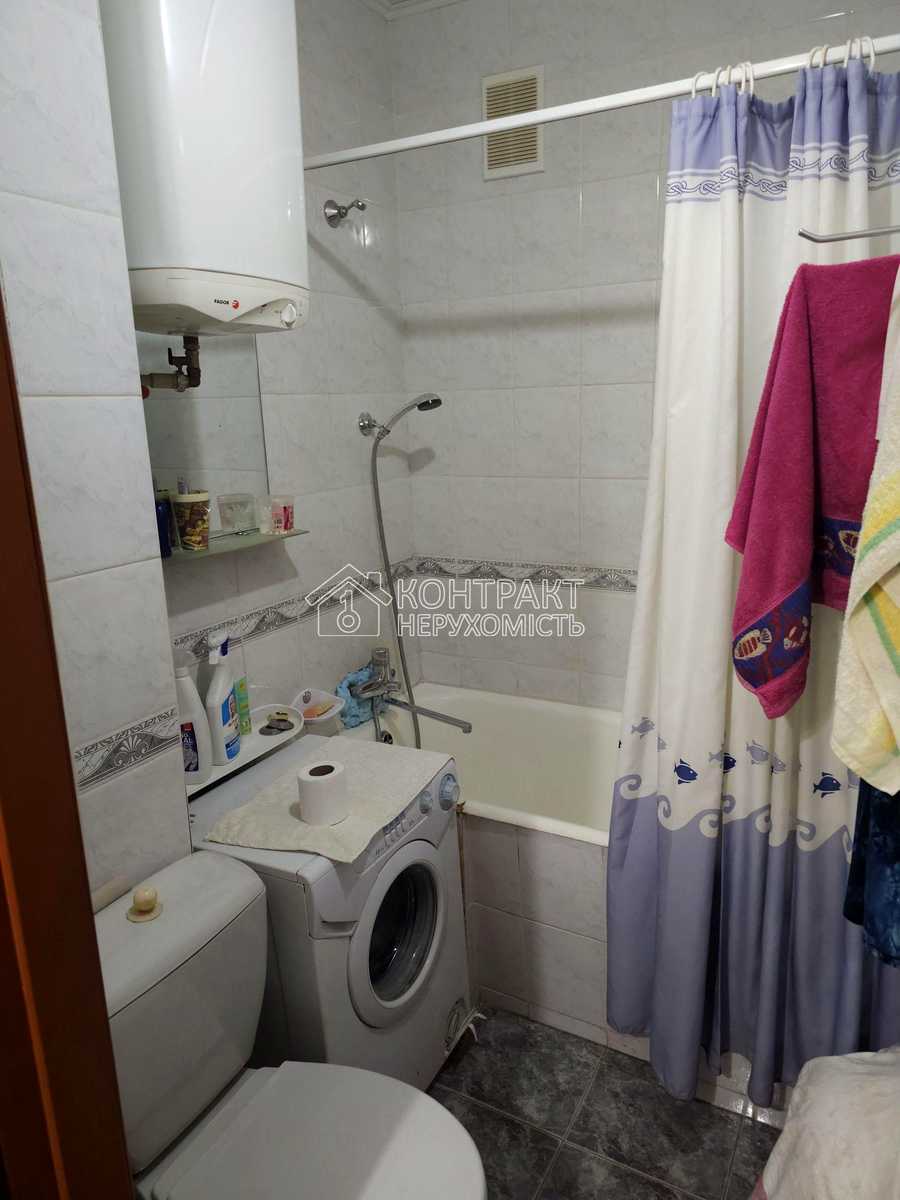 1877578500971618