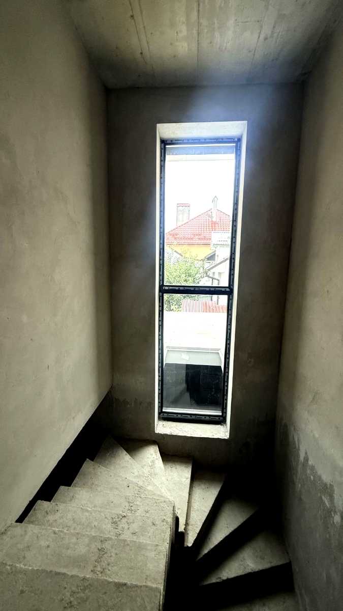 1877579823685191