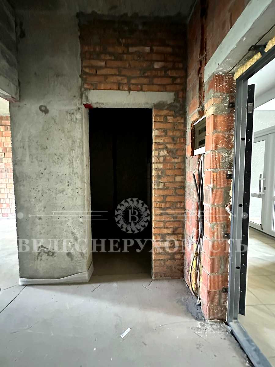 1877580472358948