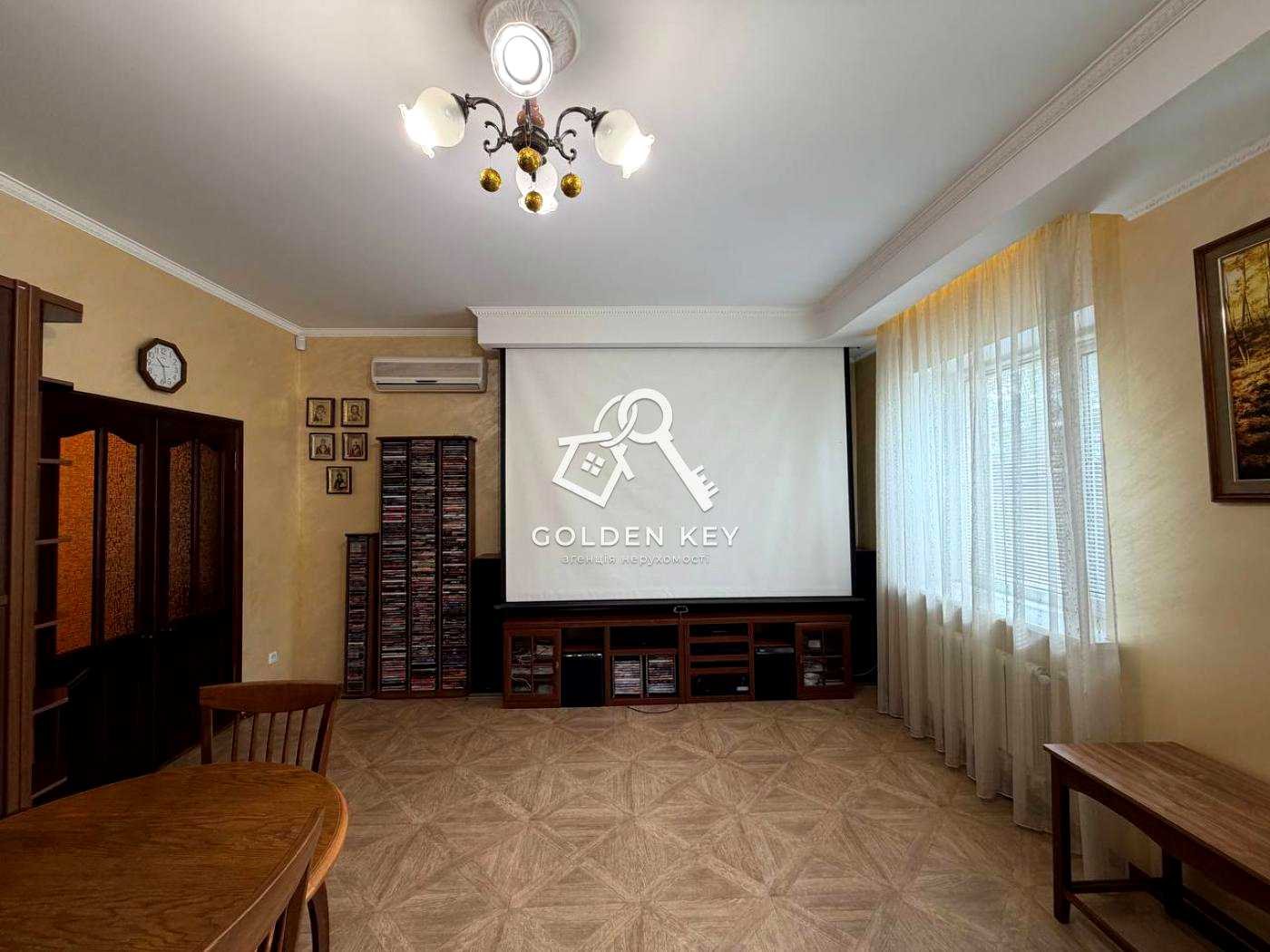 1877581055316825