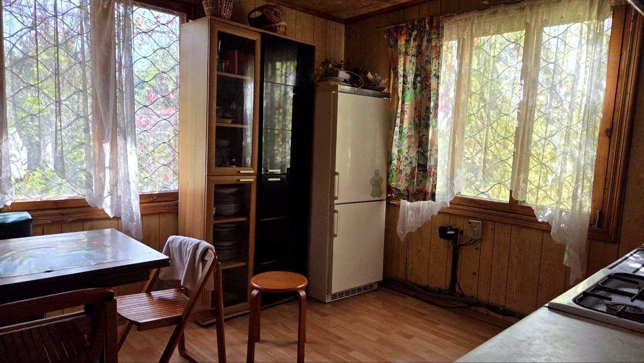 1877581444306109