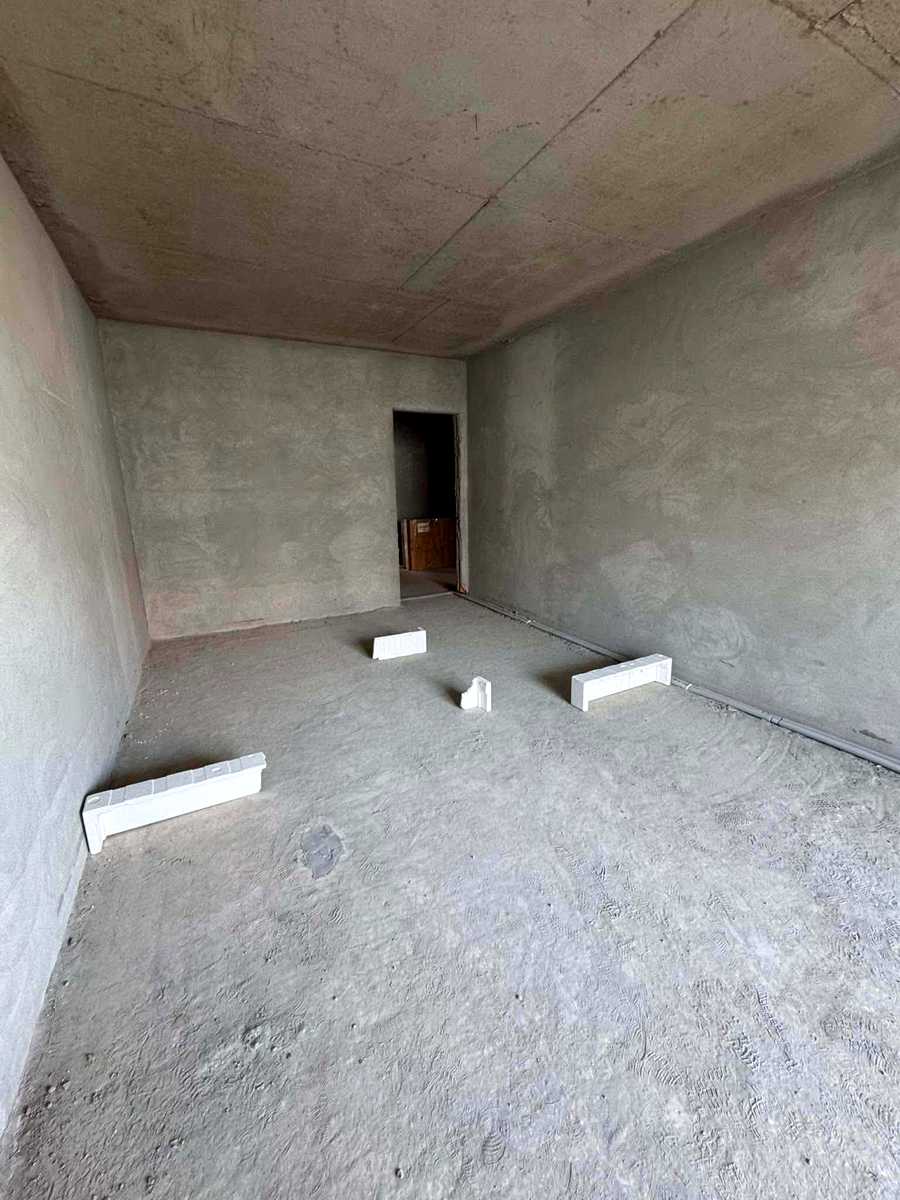 1877581670174634
