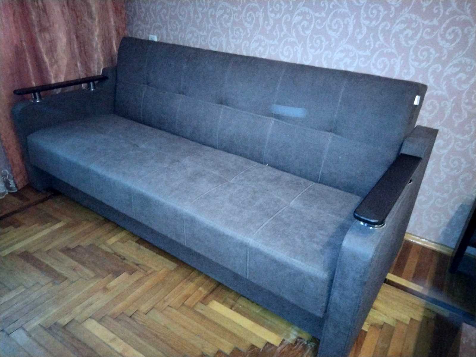 1877583677525747