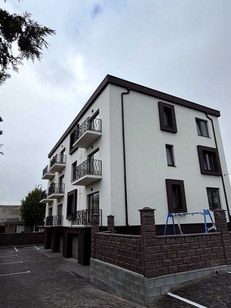 1877584786374428