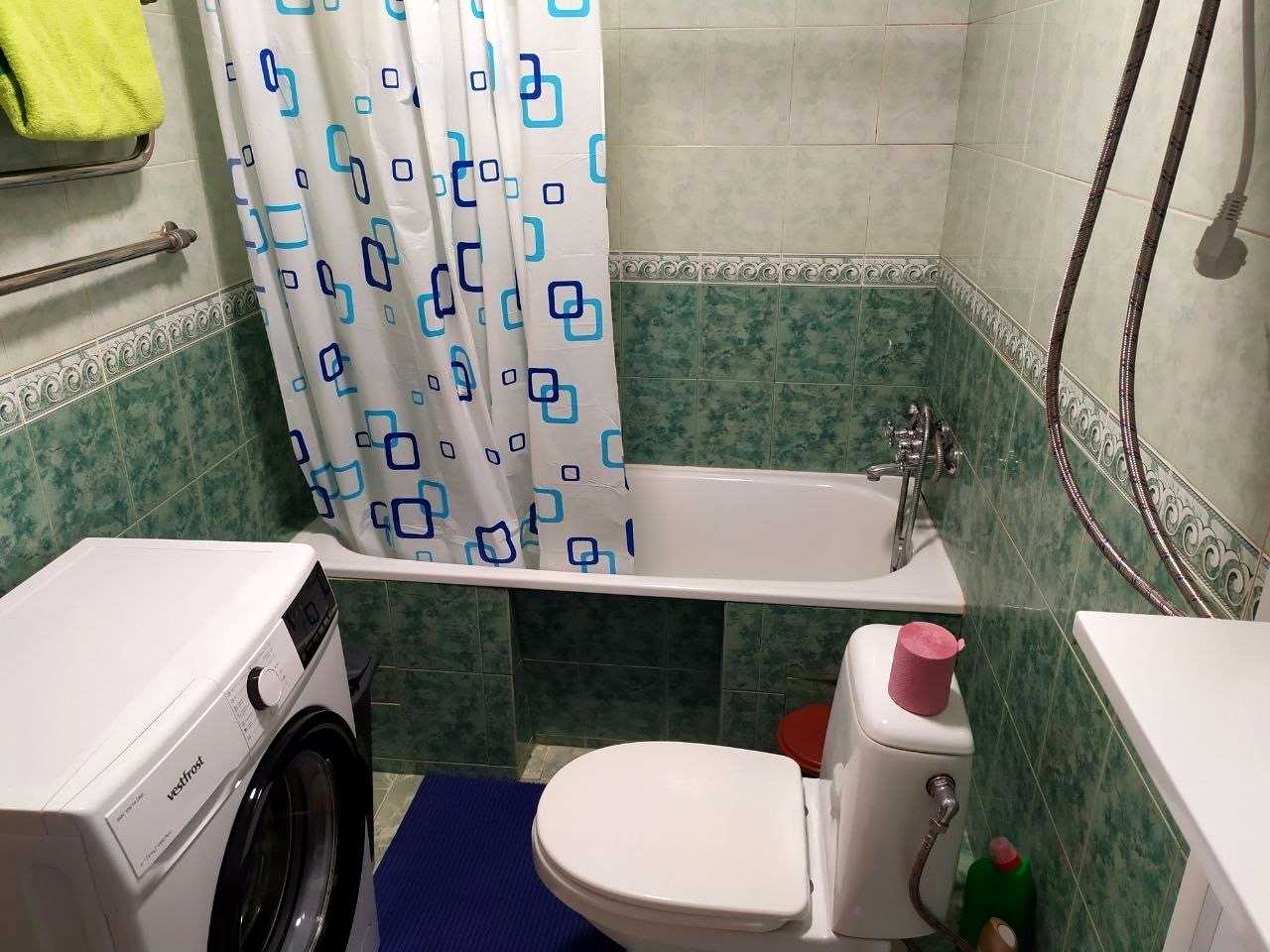 1877586681712923