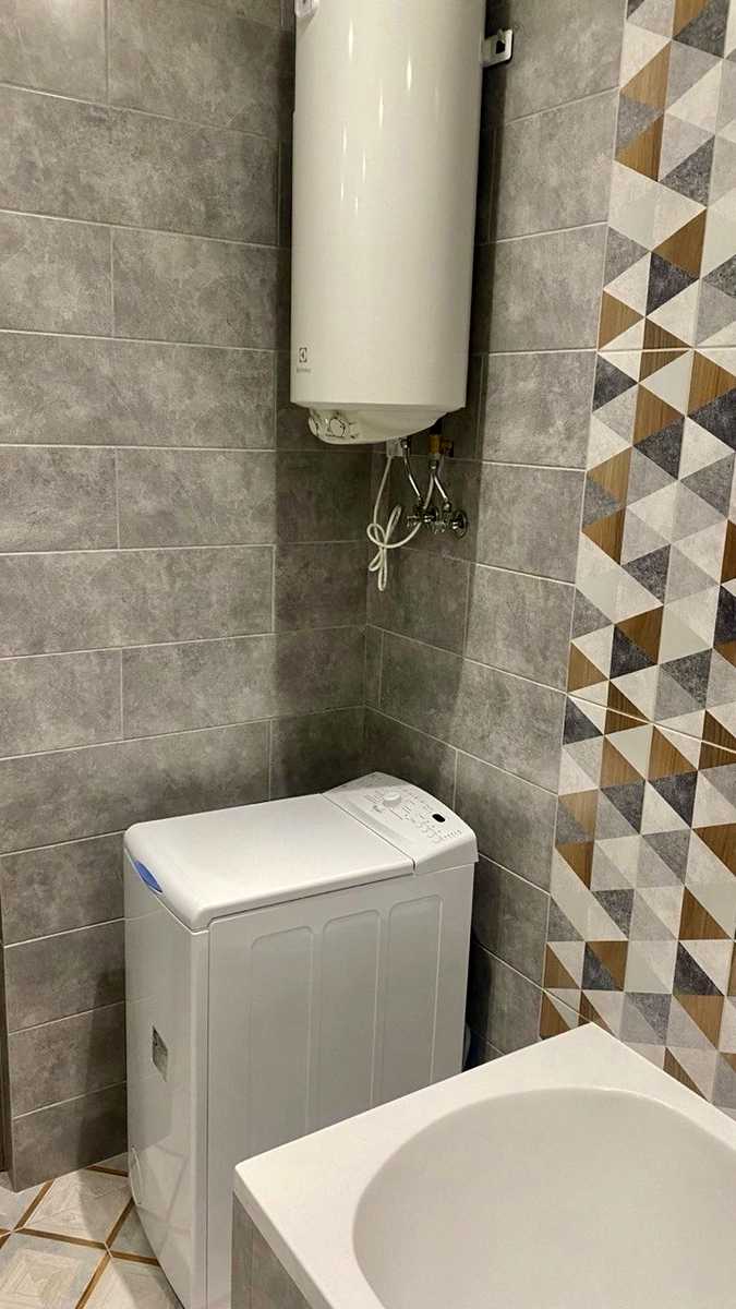 1877588994484899