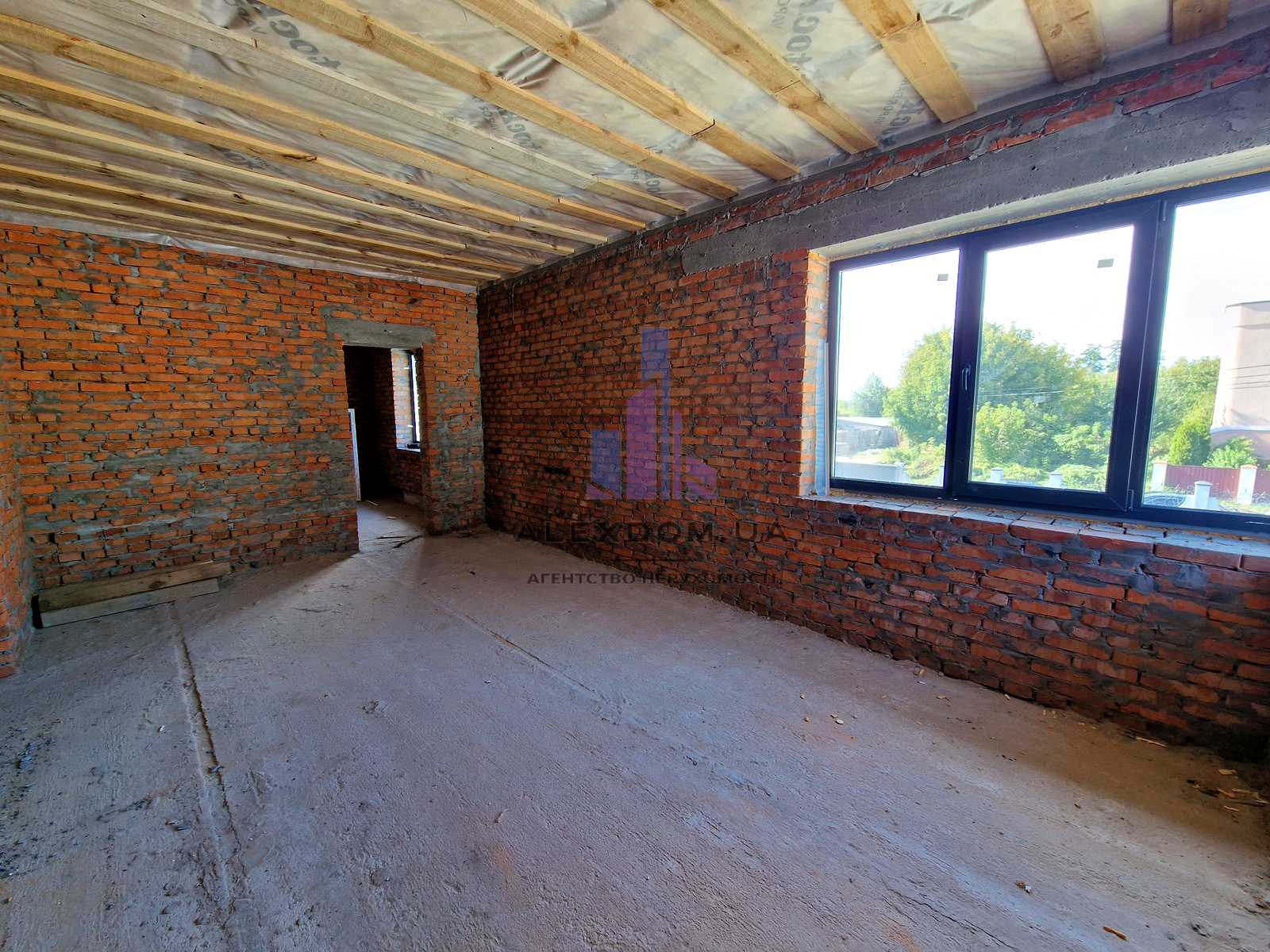 1877589520443025