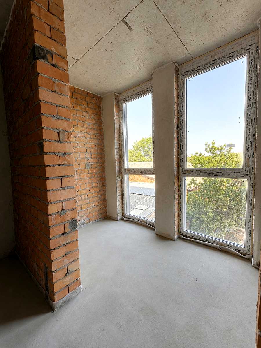 1877590228635346