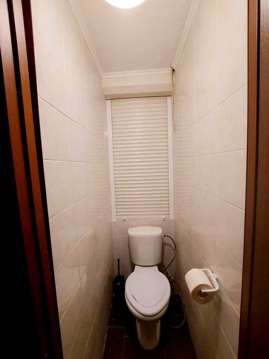 1877593076881915