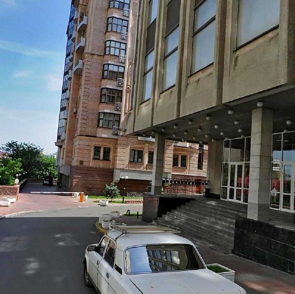 1877595841216101