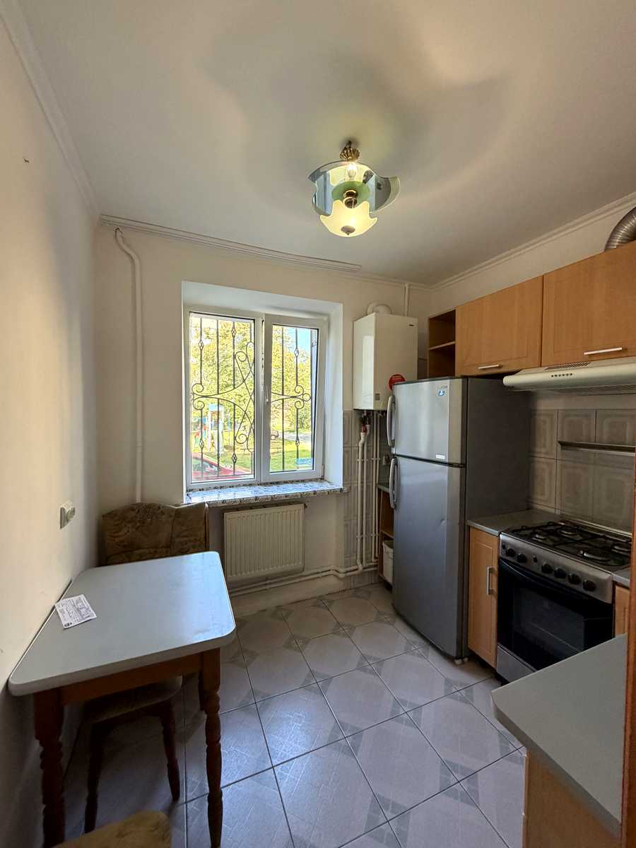 1877598391178439