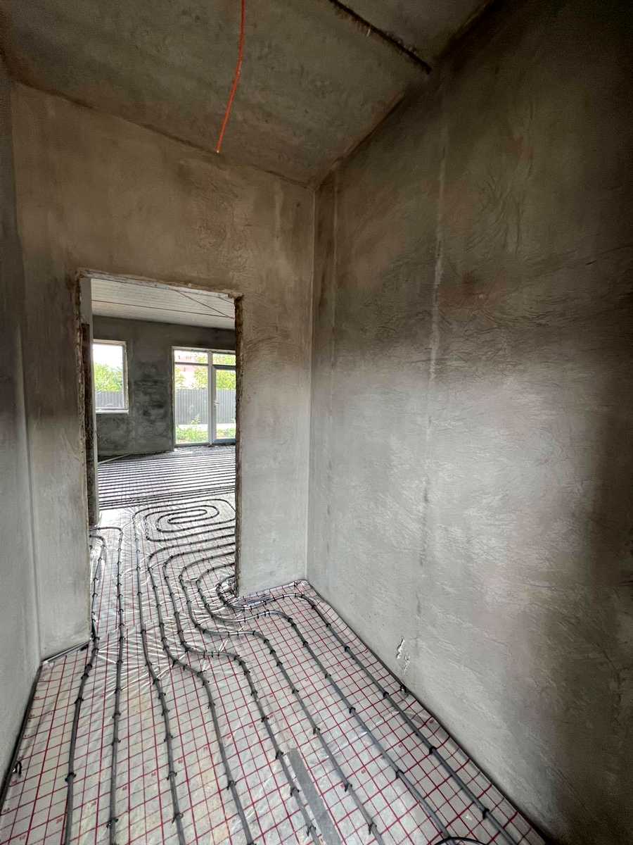 1877607545450973