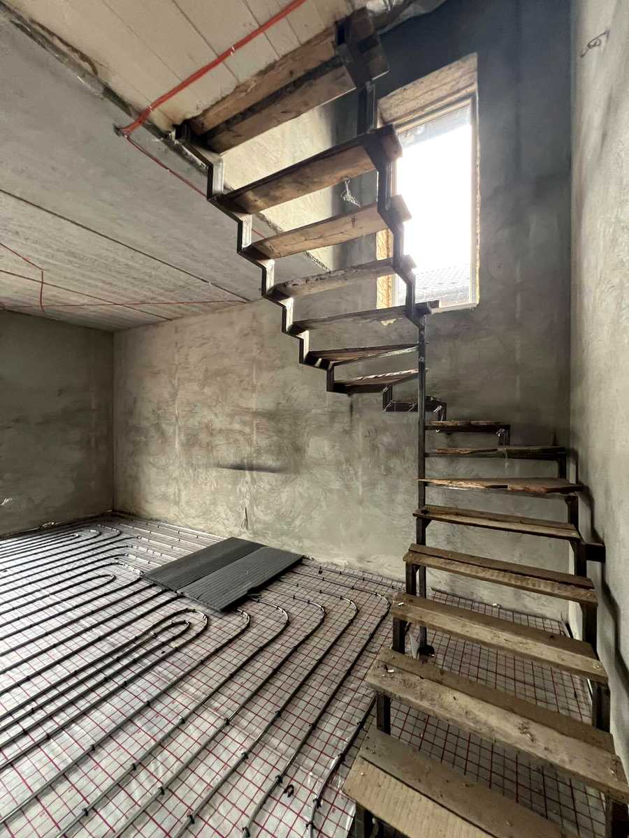 1877607546026773