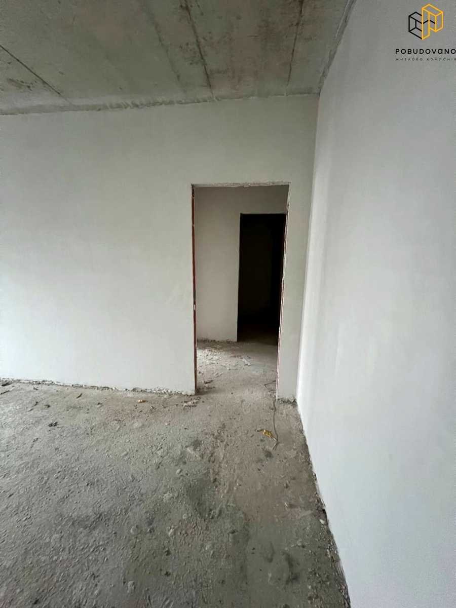 1877608721434947
