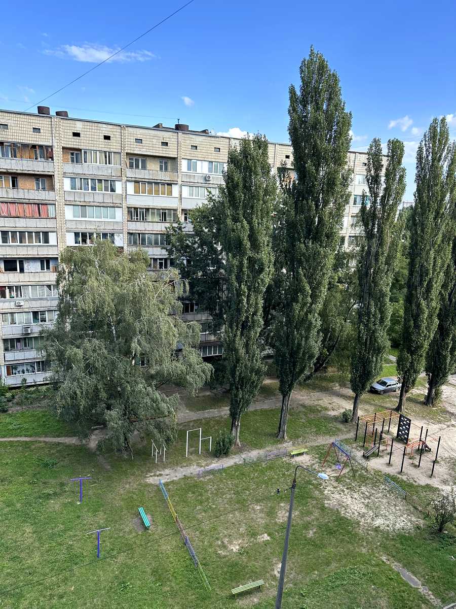 1877609244296396