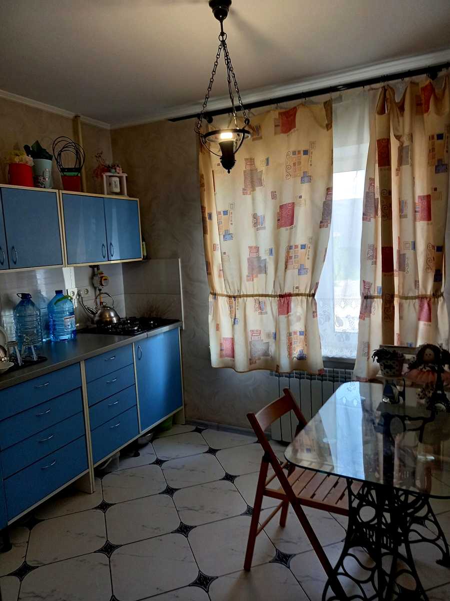 1877641146290398