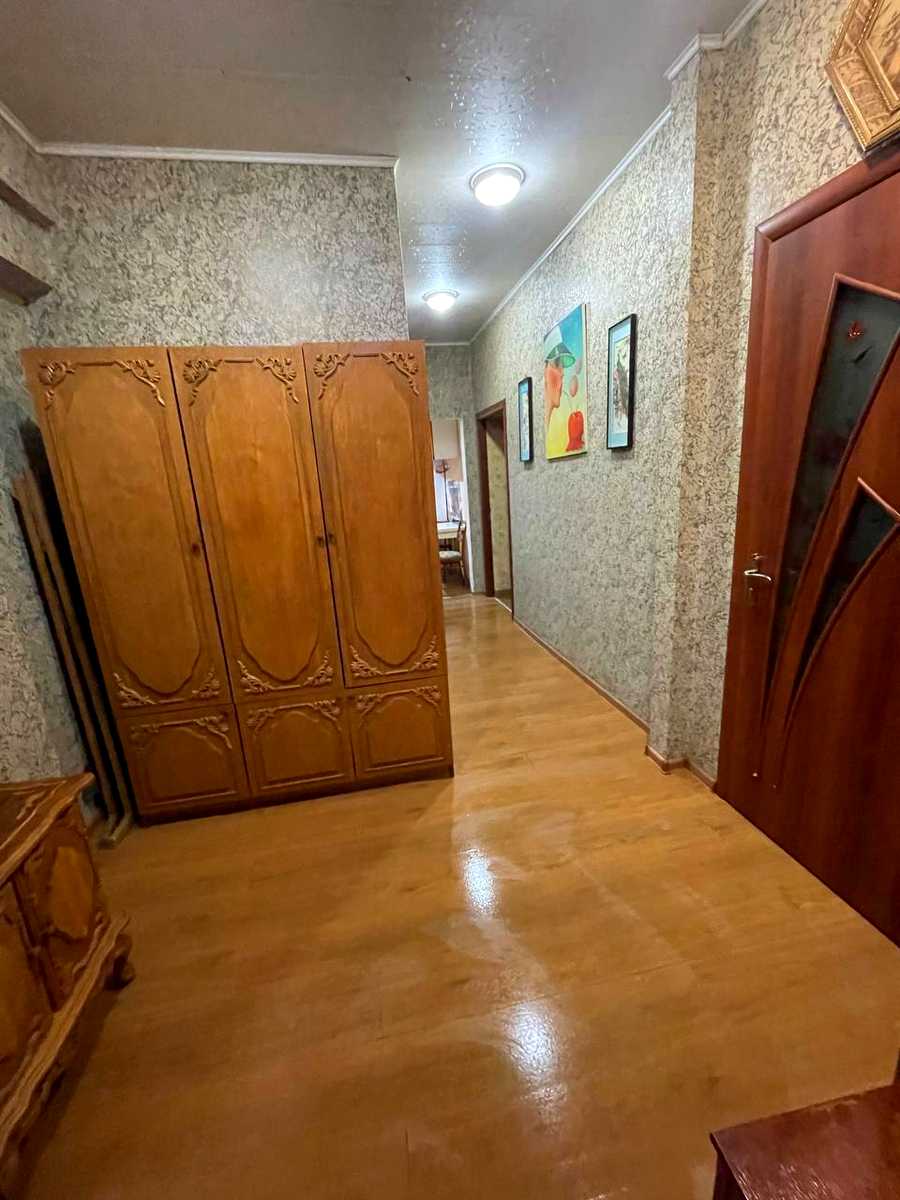 1877645195415259