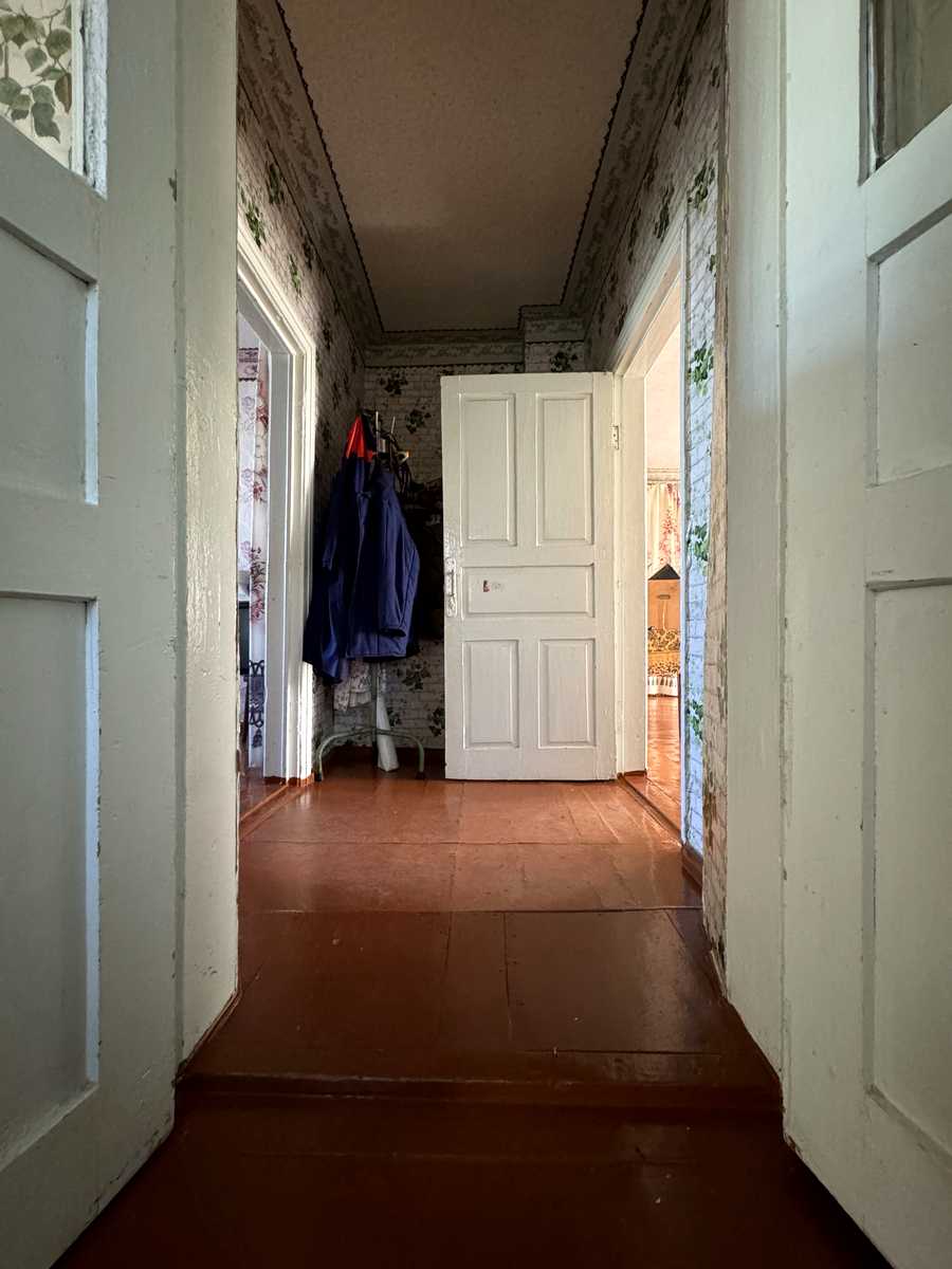 1877646739769349