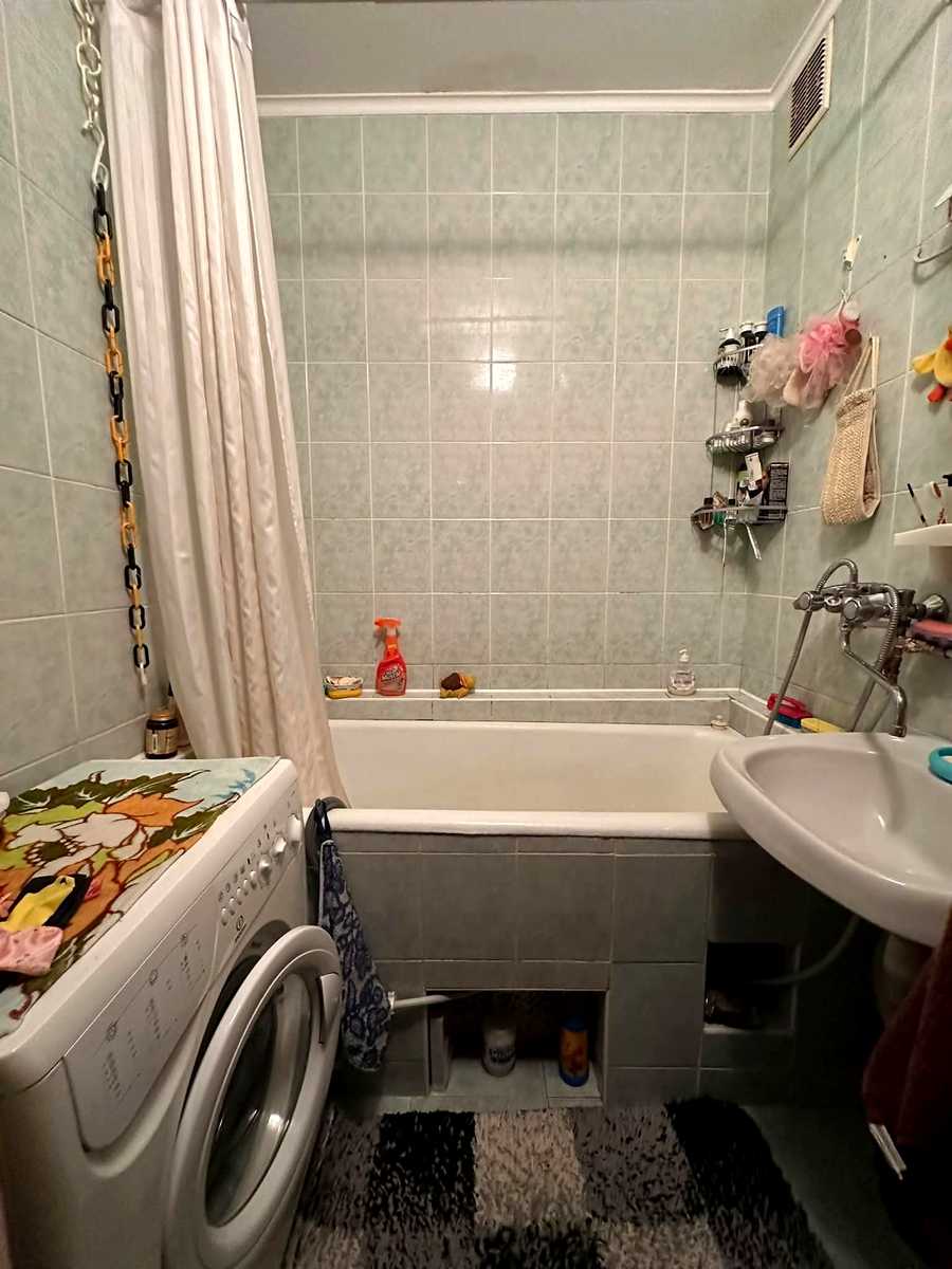 1877647178219952