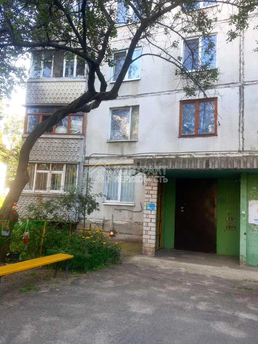 1877647706994408