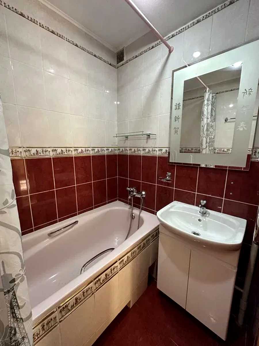 1877650850368241