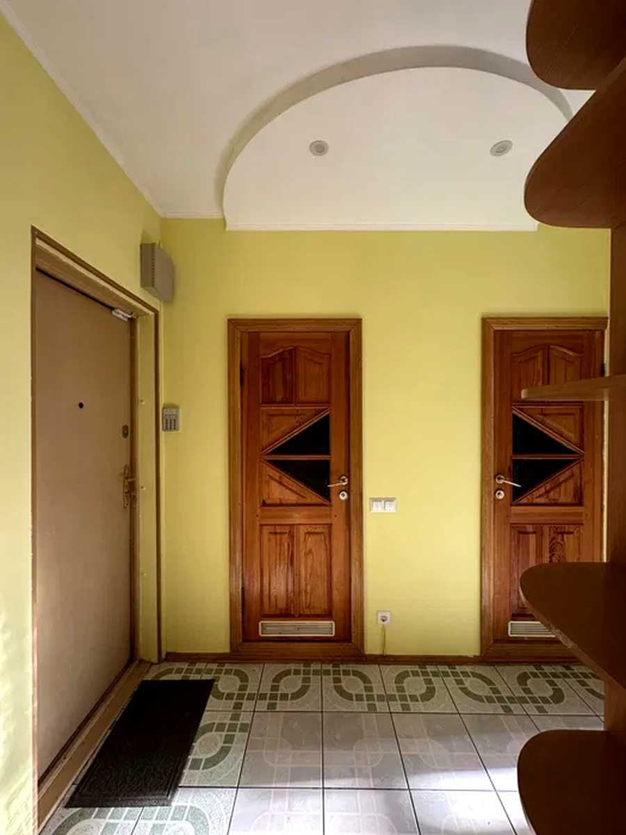 1877650851352212