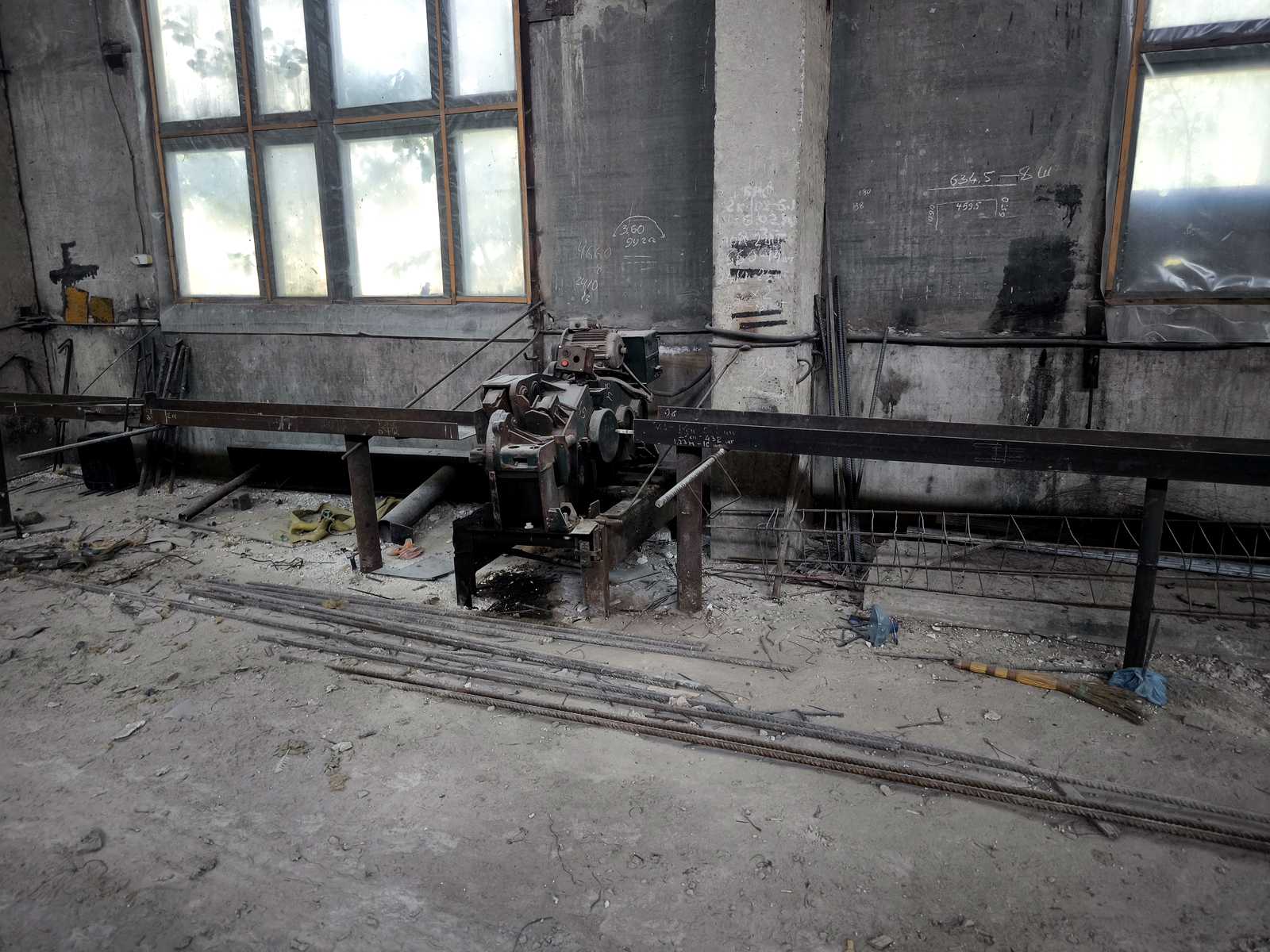 1877651267744082