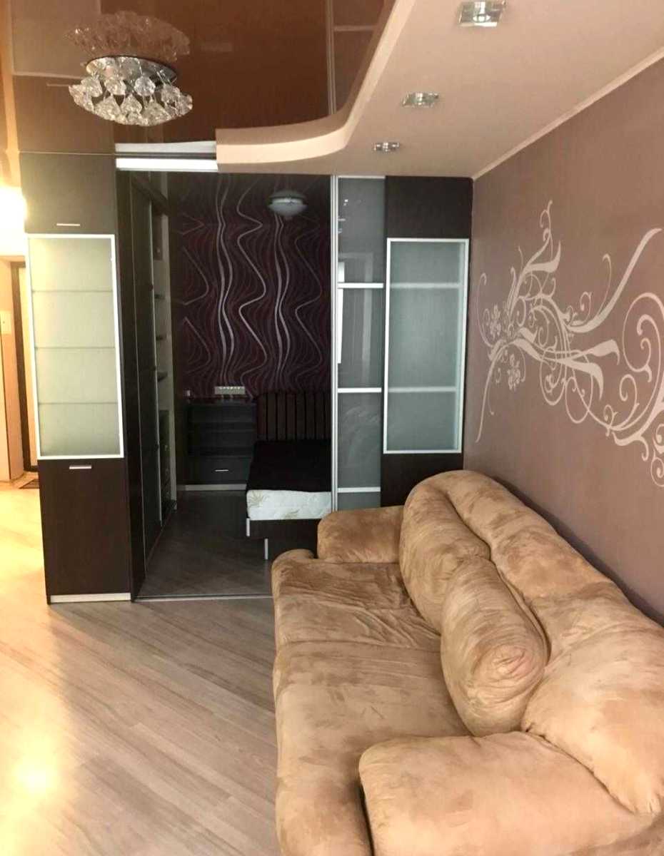 1877652675093423