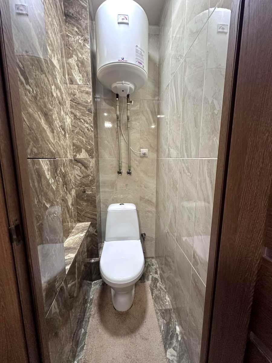1877653565671666