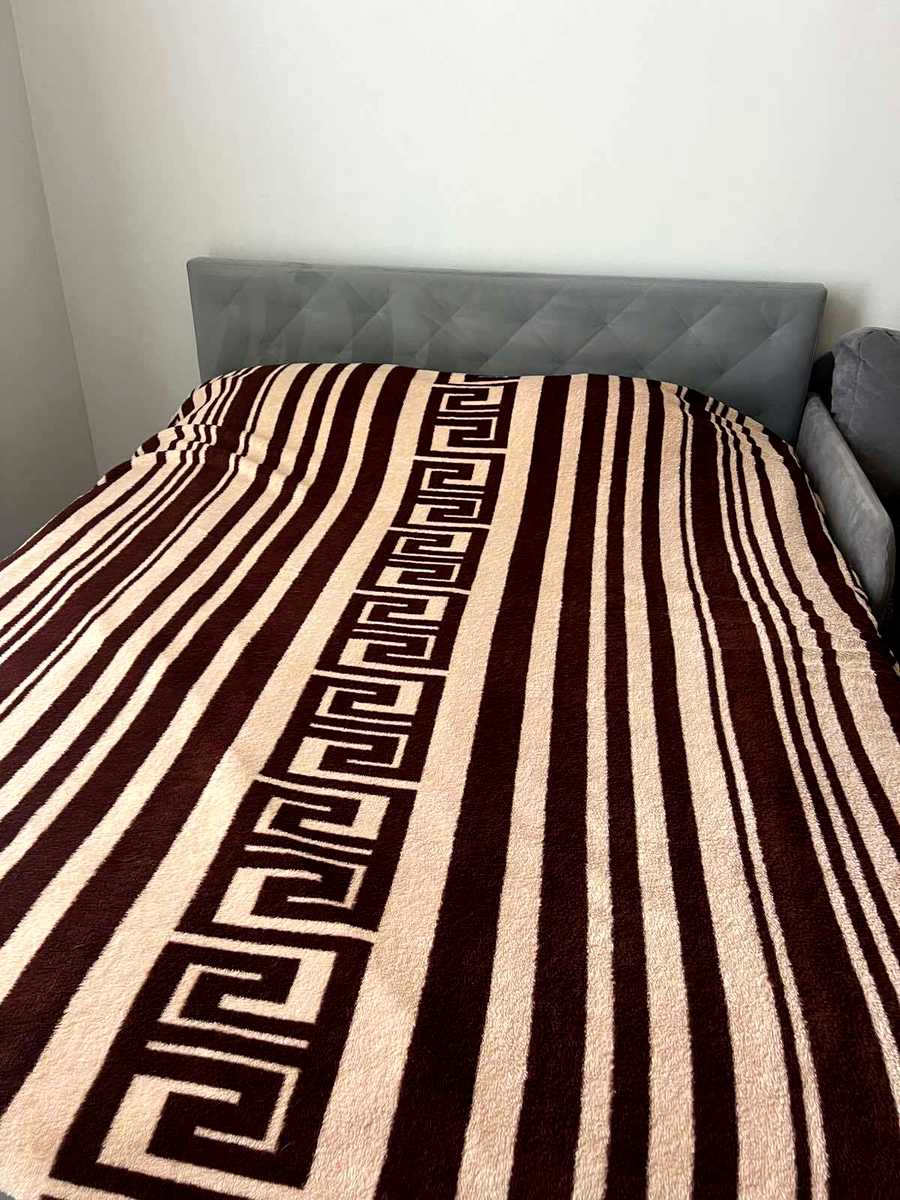 1877653829802127