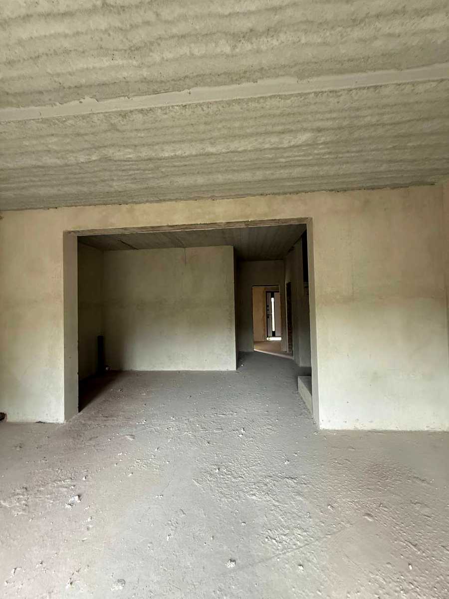 1877654614828105