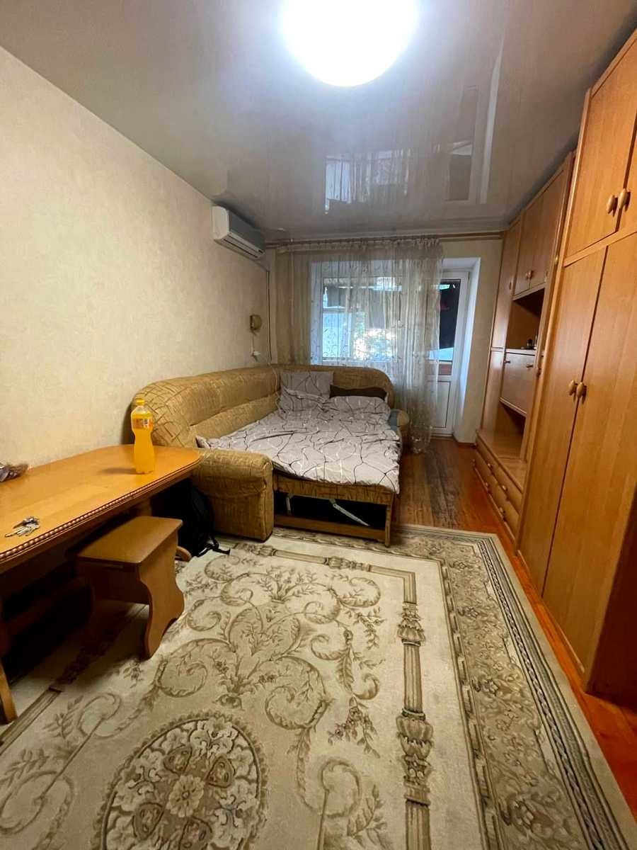 1877654855772572