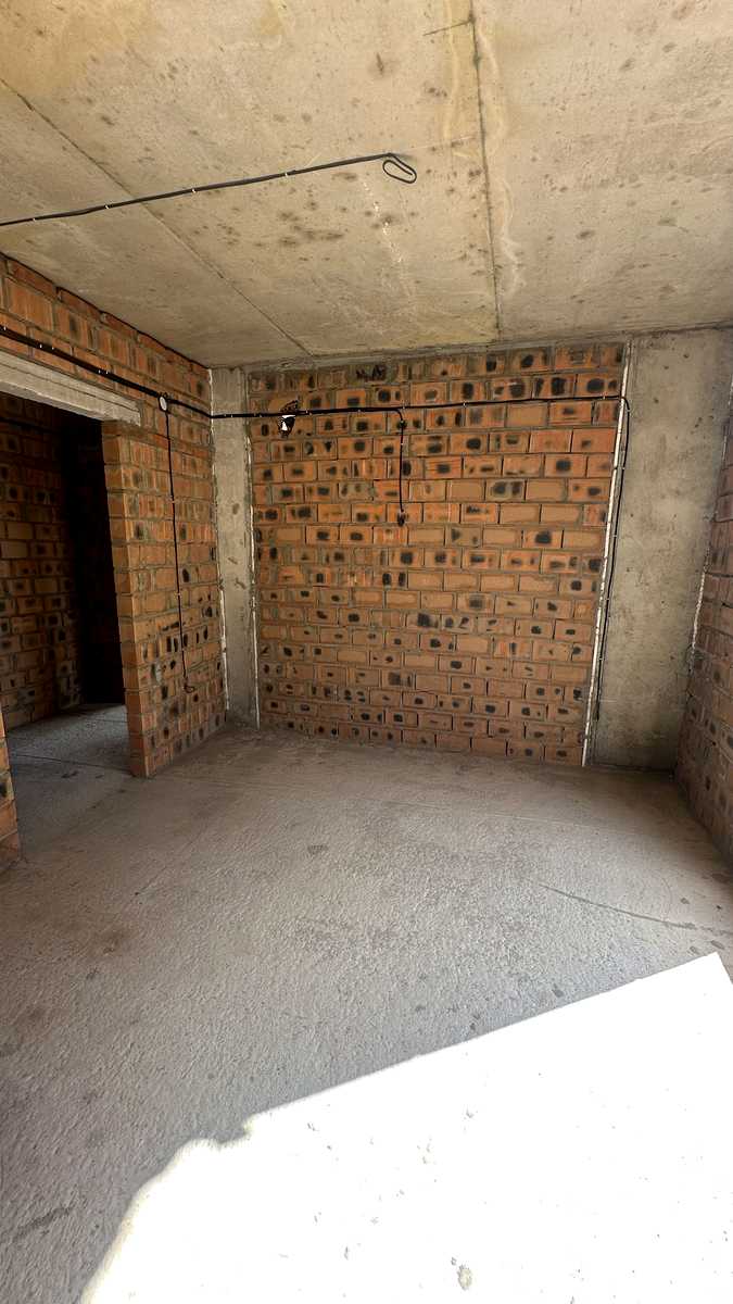 1877656261470223