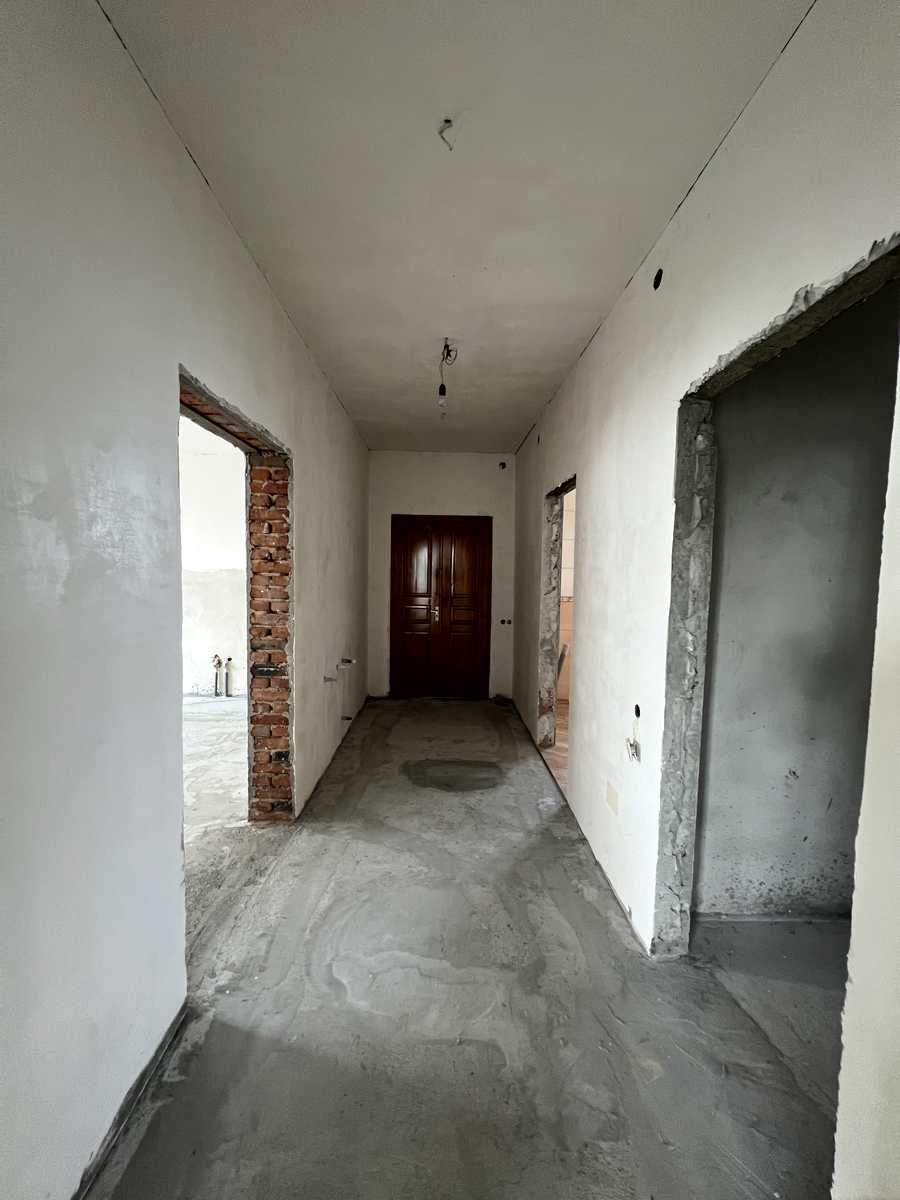 1877656439793915