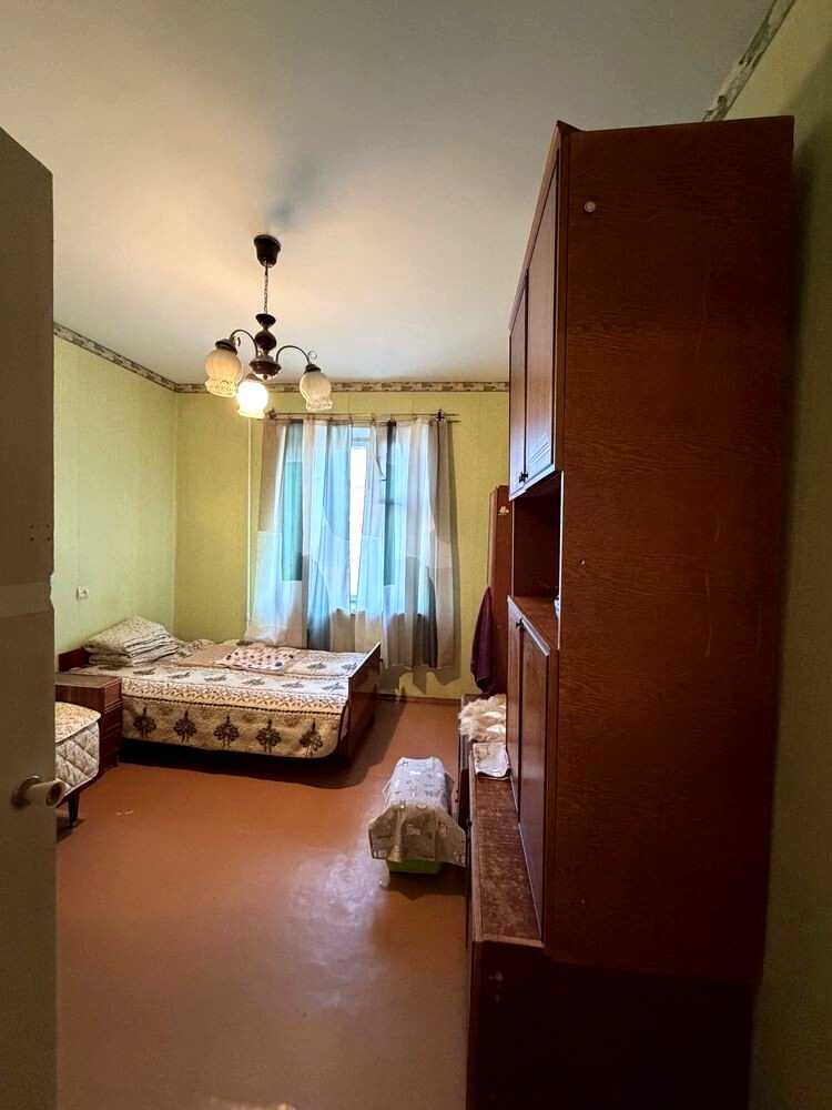 1877656588842582