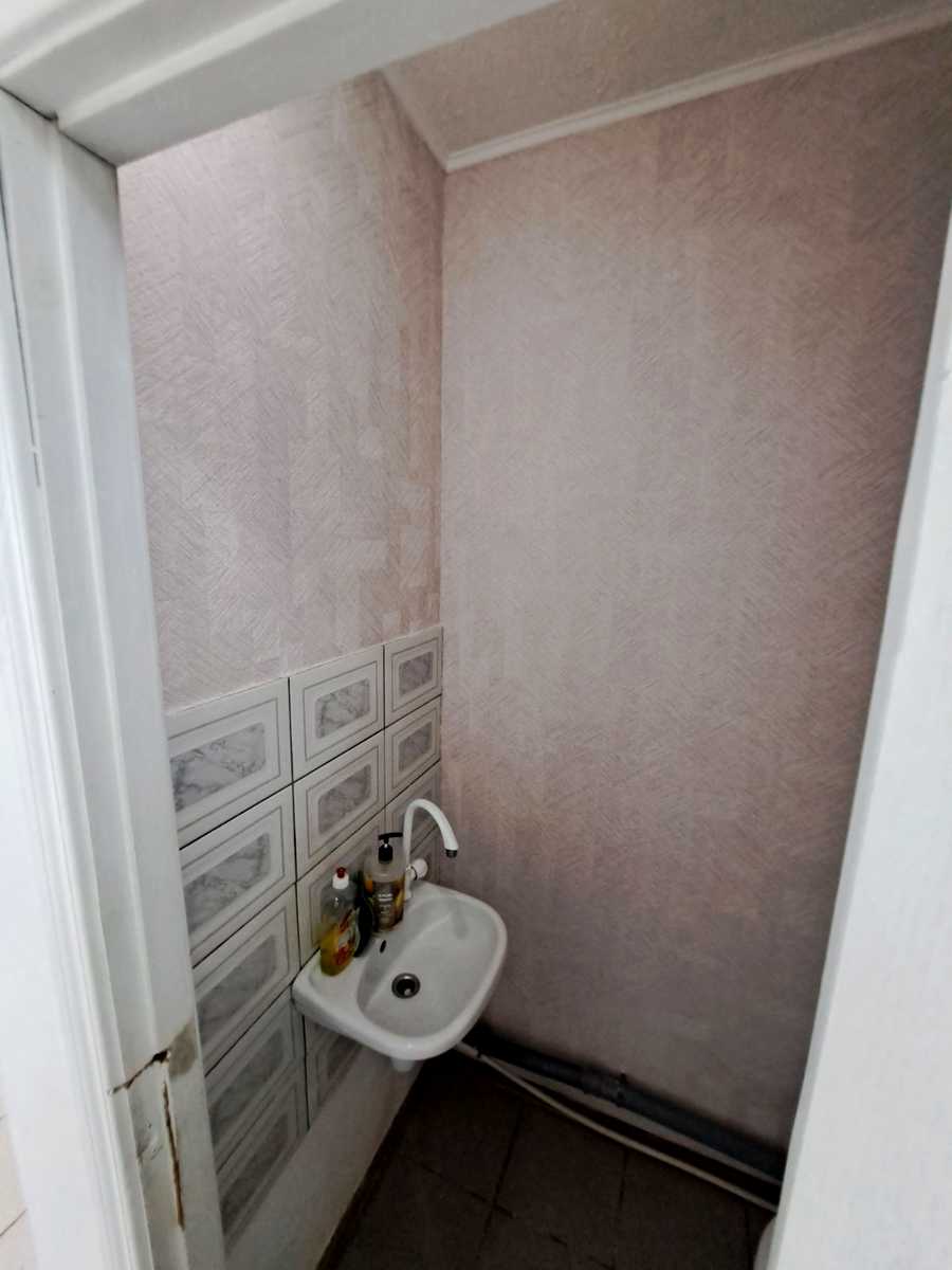 1877656748299046