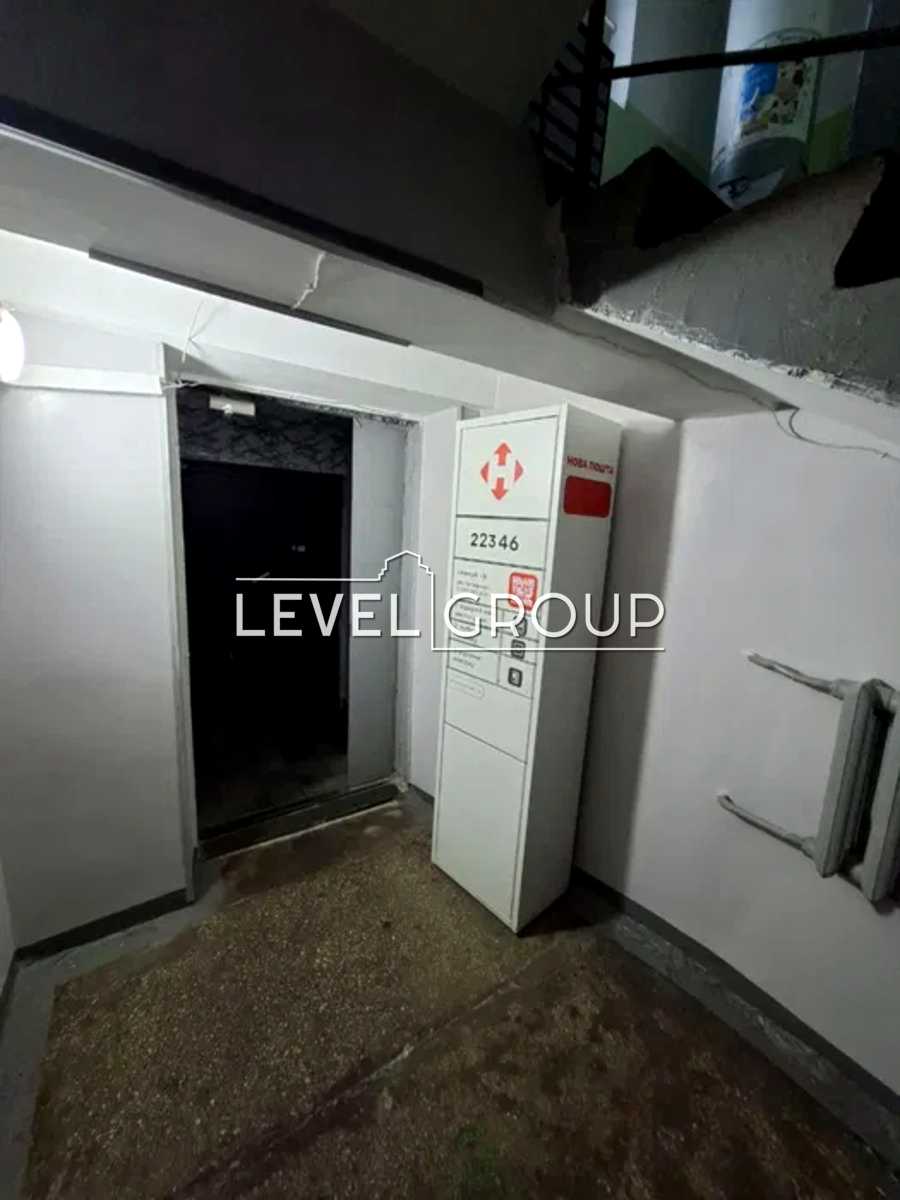 1877656833961799