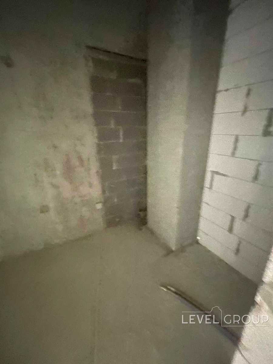 1877657054968967