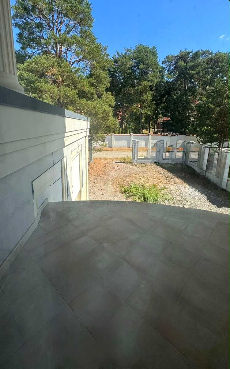 1877657827635763