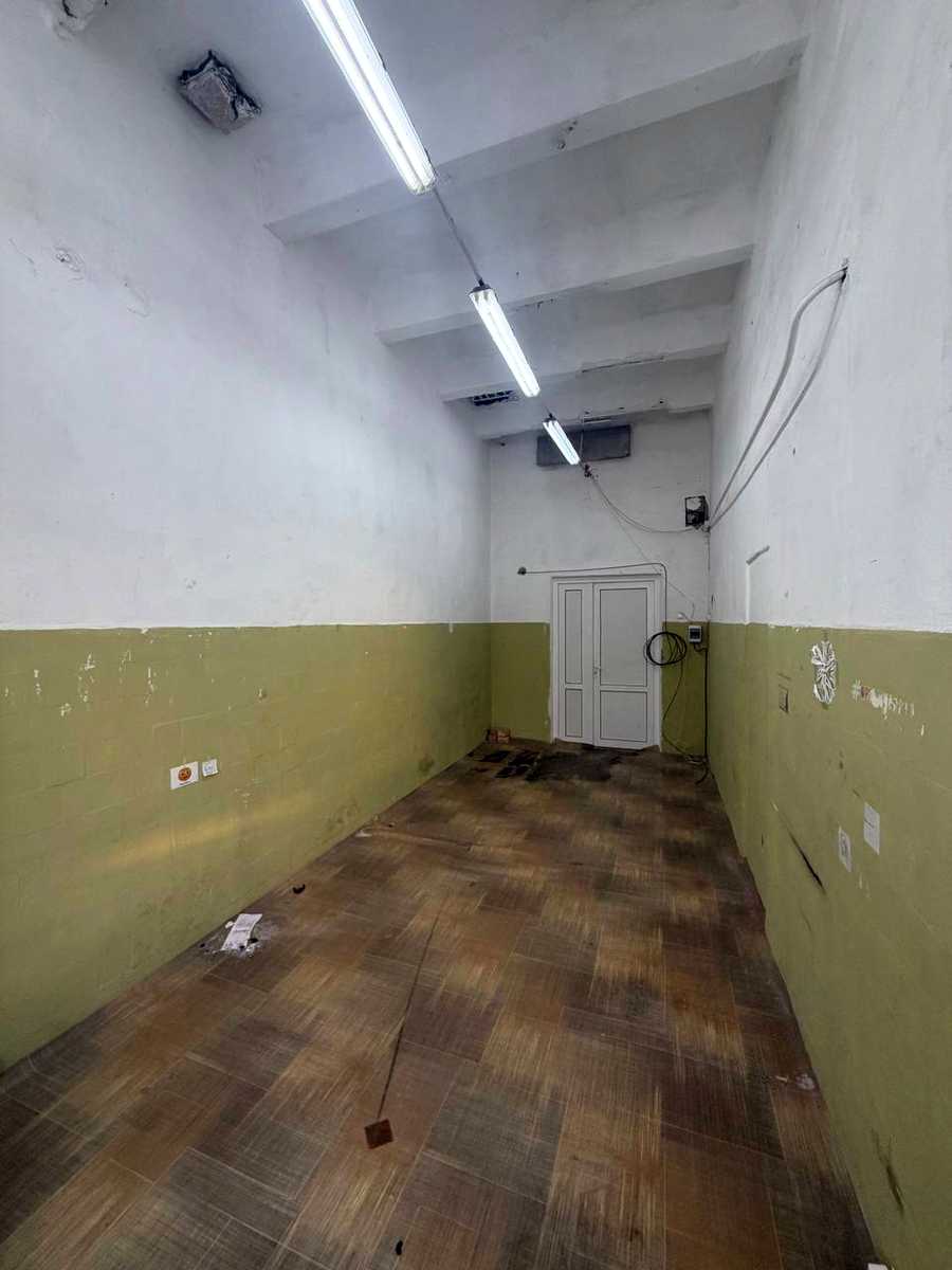 1877658102896439