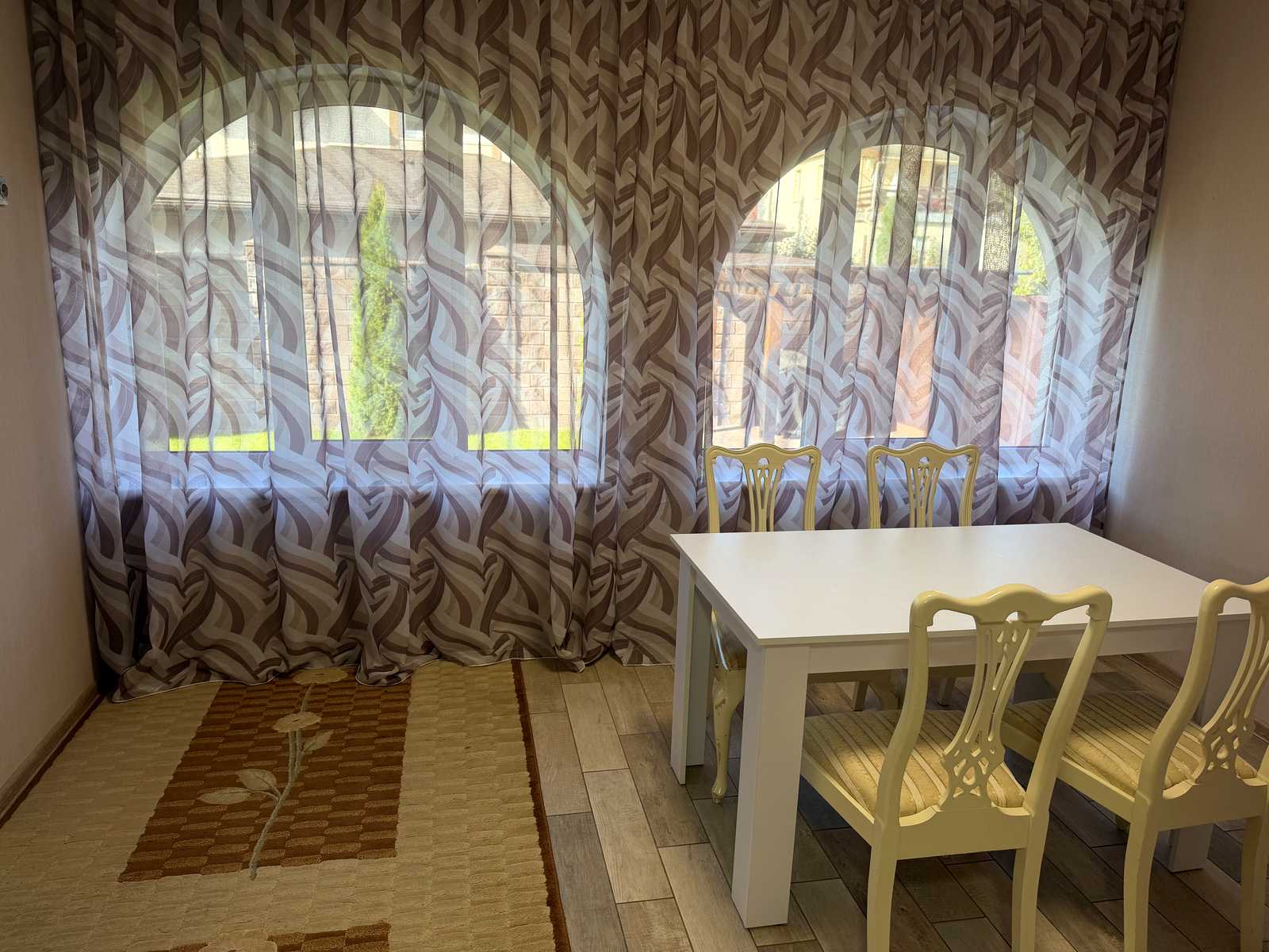 1877658381841650