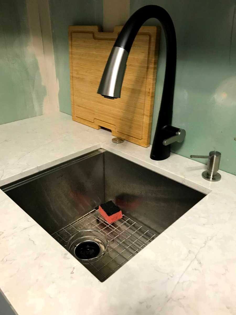 1877658905537666