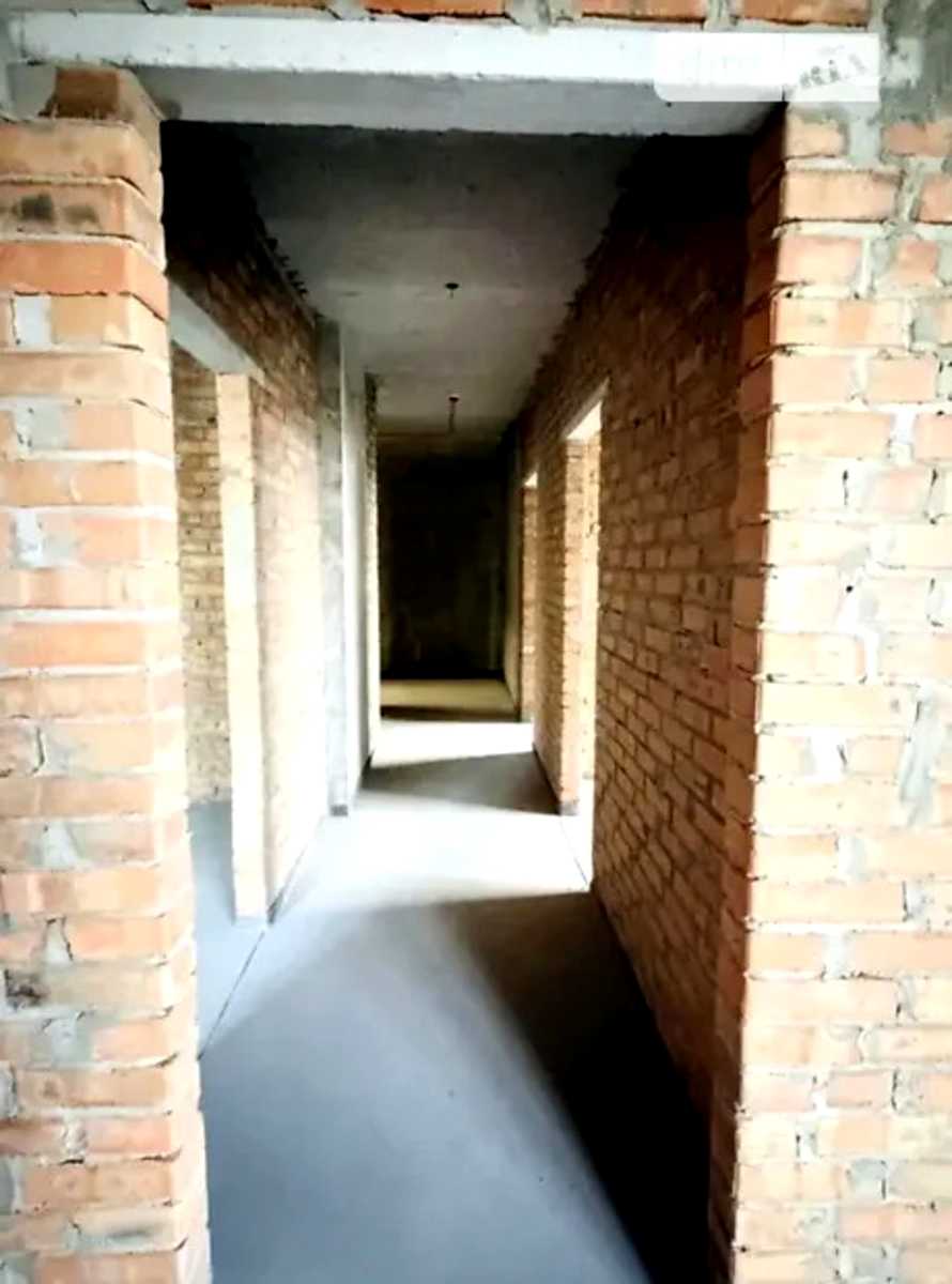 1877659061446720