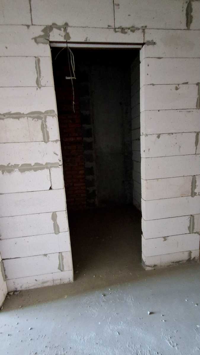 1877659200803405