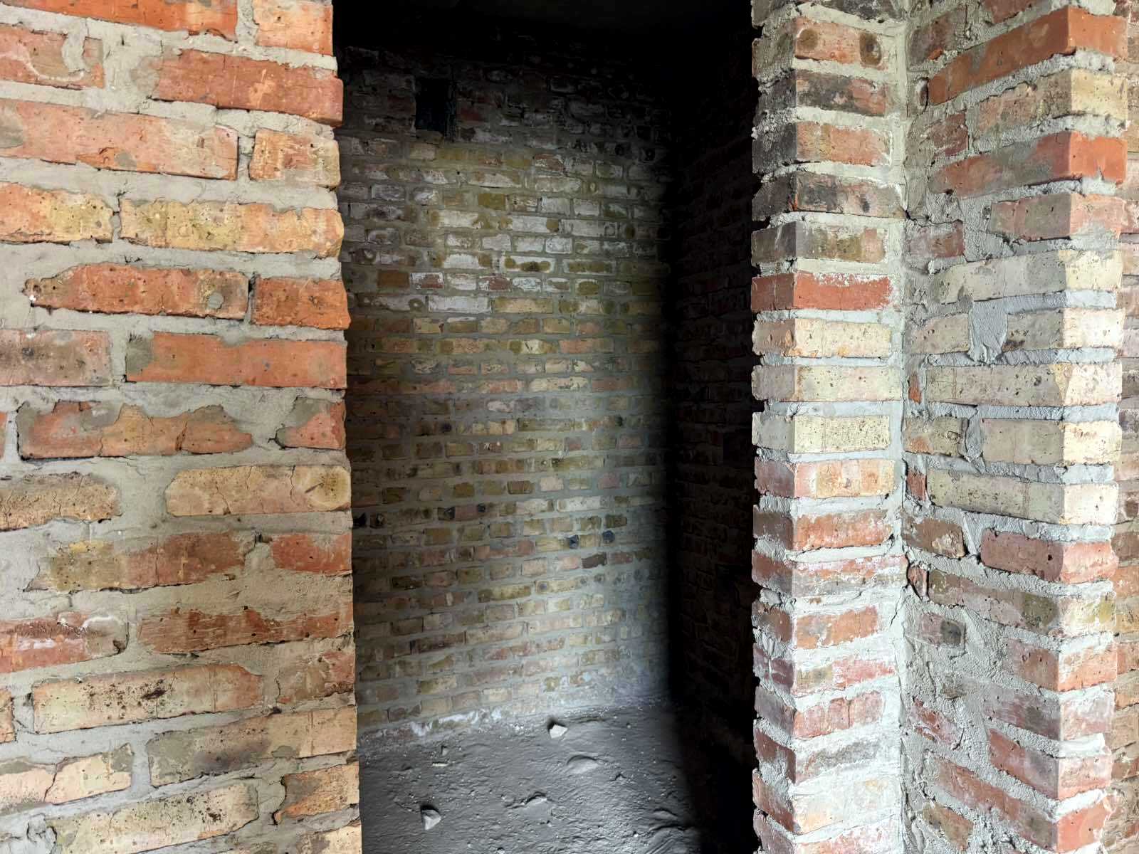 1877659531275366