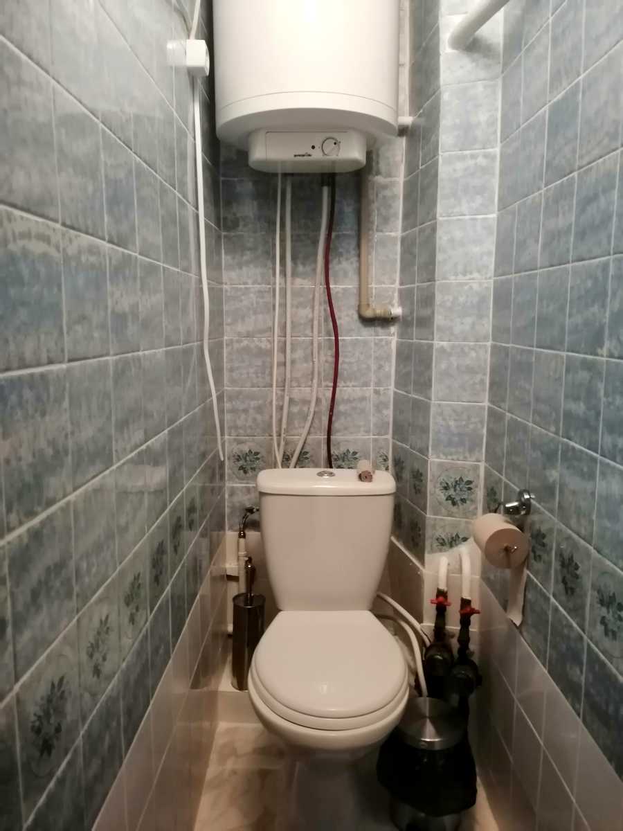1877659644890444