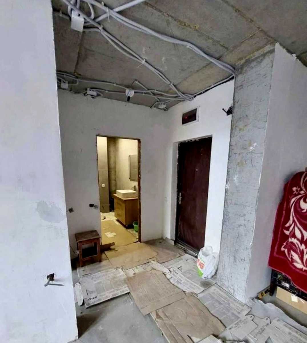 1877659759487106