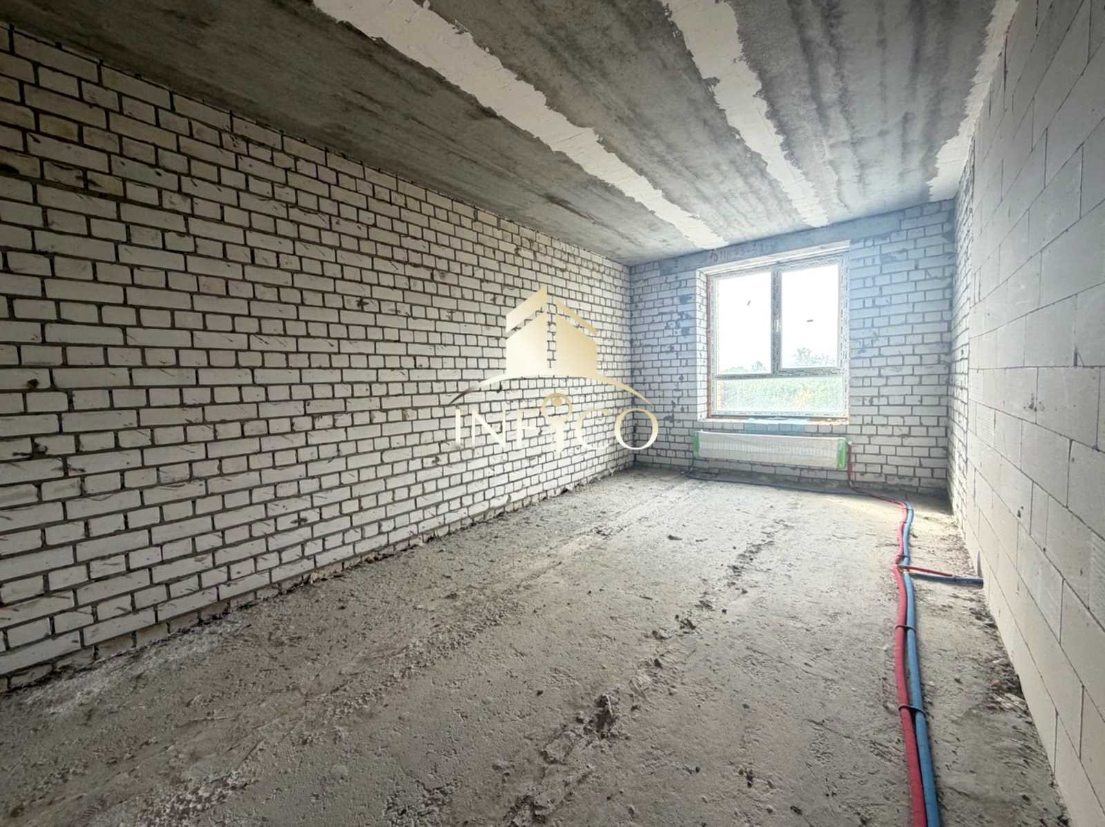 1877660912954347