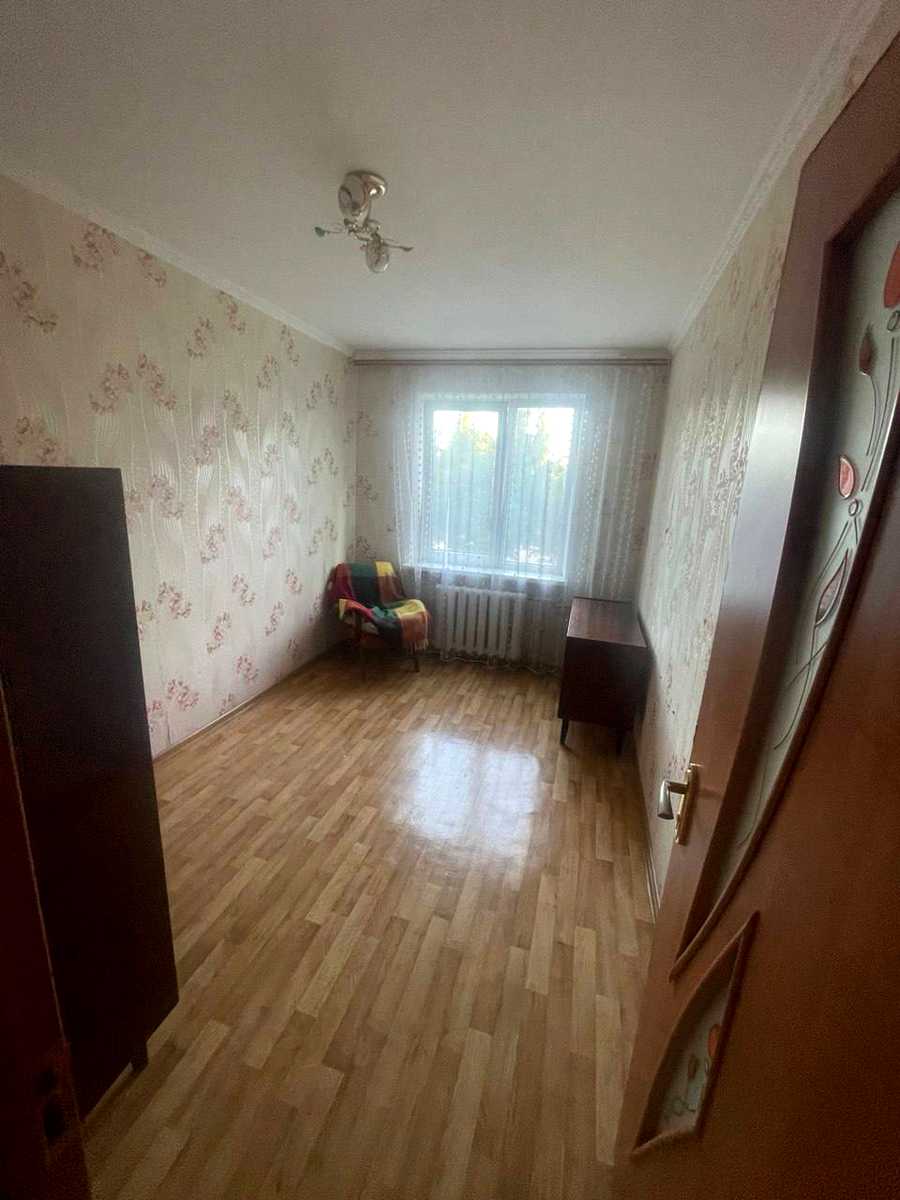 1877661626170567