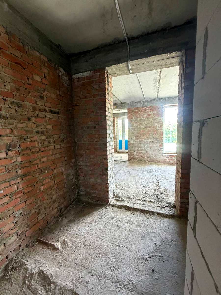 1877662004394359